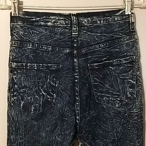 <APHRODITE> High Waist Distressed Skinny Jeans - Picture 4 of 15